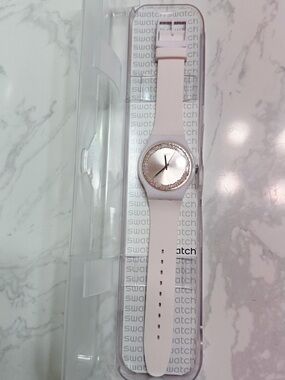 Swatch Pale Pink Silicone Watch with Silver Dial and Glitter